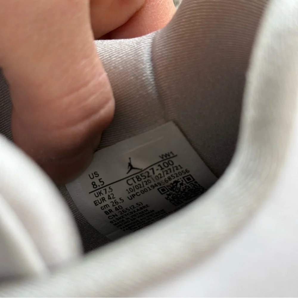 Jordan 4 White oreos - Picture 6 of 7